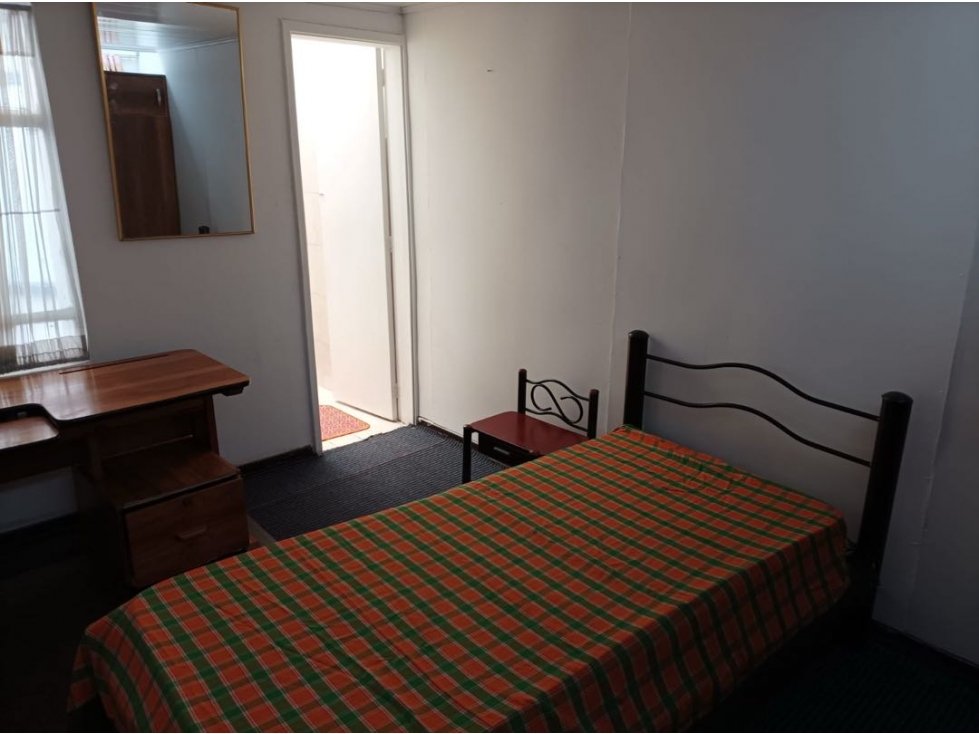 Casa en venta en La Soledad, Bogotá · foto 8 de 24