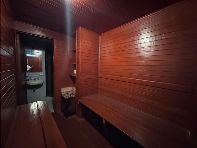 Apartamento de 4 alcobas en venta en La Carolina, Bogotá, 270 m² · foto 5 de 19