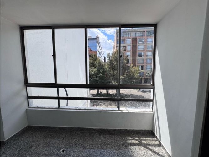 Apartamento de 4 alcobas en venta en La Carolina, Bogotá, 270 m² · foto 14 de 19