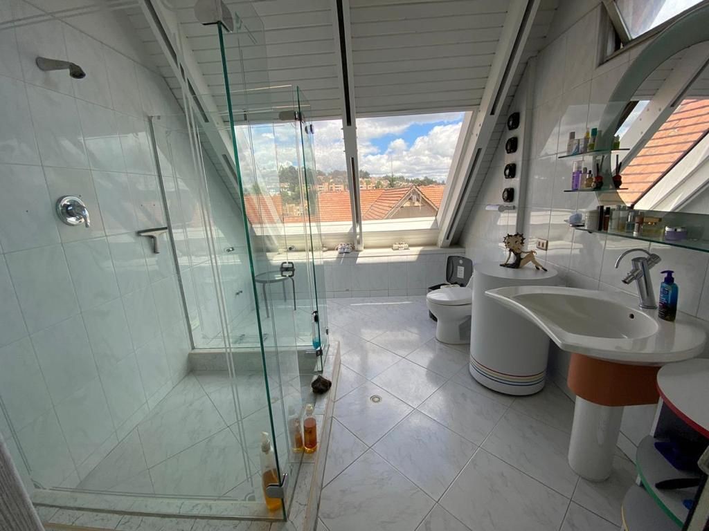 Casa en arriendo en Provenza, Bogotá · foto 13 de 24