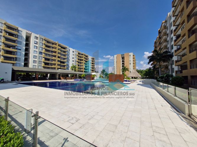 Apartamento de 3 alcobas en venta en Las Palmas, Girardot, 93 m² · foto 13 de 24