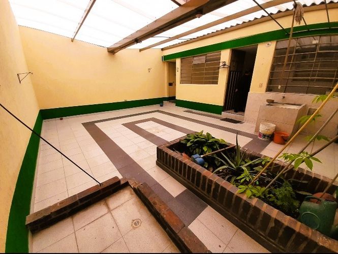 Casa de 8 alcobas en venta en San Cristobal Norte, Bogotá, 296 m² · foto 6 de 20
