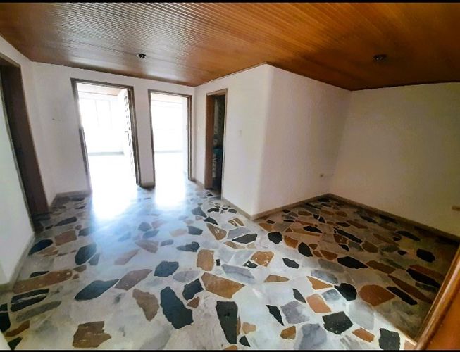 Casa de 8 alcobas en venta en San Cristobal Norte, Bogotá, 296 m² · foto 10 de 20