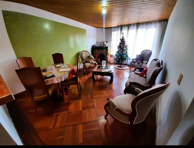 Casa de 8 alcobas en venta en San Cristobal Norte, Bogotá, 296 m² · foto 3 de 20