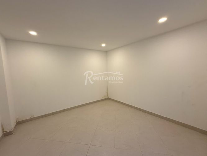 Edificio en arriendo en Manila, Medellín, 870 m² · foto 13 de 24