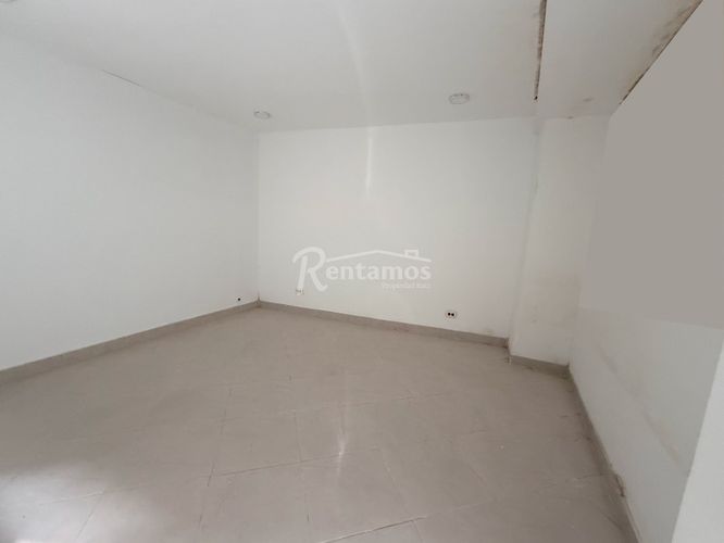 Edificio en arriendo en Manila, Medellín, 870 m² · foto 19 de 24