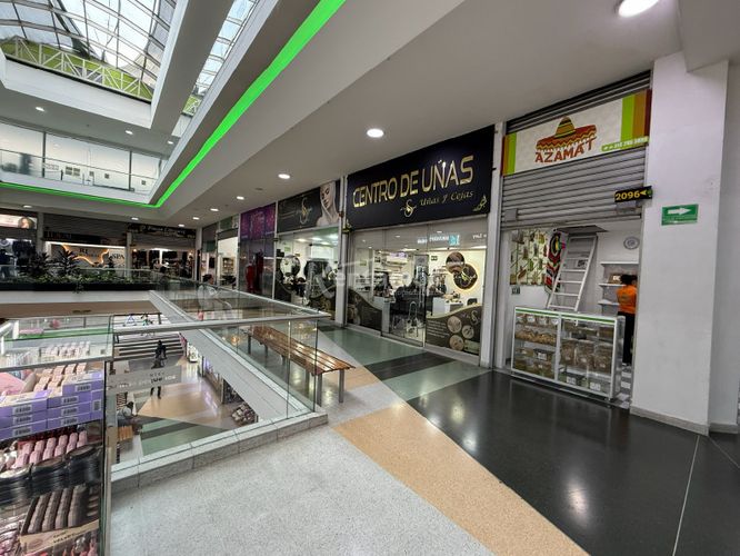 Local en venta en La Candelaria, Medellín, 12 m² · foto 9 de 18