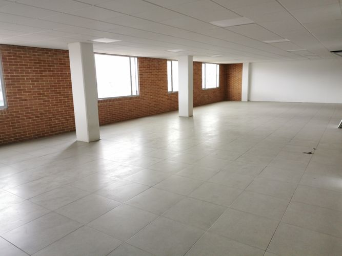 Bodega en arriendo en Centro Tocancipá, Tocancipá, 1663 m² · foto 5 de 5