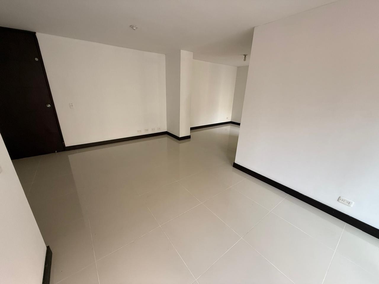 Apartamento en venta en Señorial, Envigado · foto 4 de 24