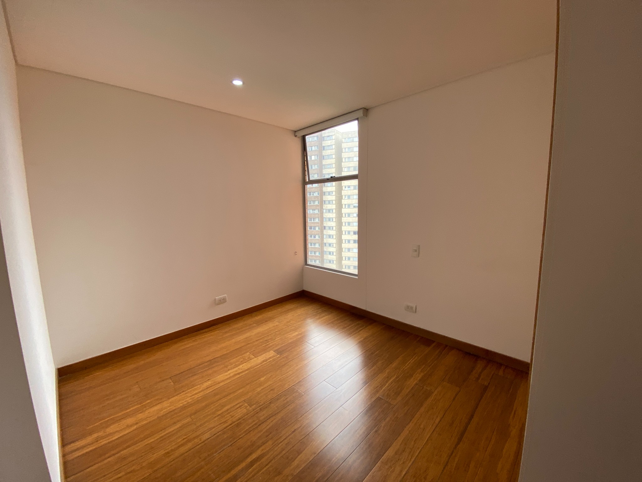 Apartamento en venta en Loma Benedictinos, Envigado · foto 7 de 24
