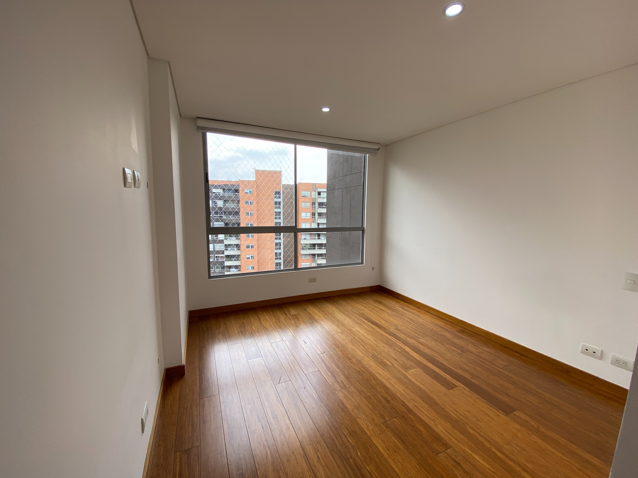 Apartamento en venta en Loma Benedictinos, Envigado · foto 9 de 24