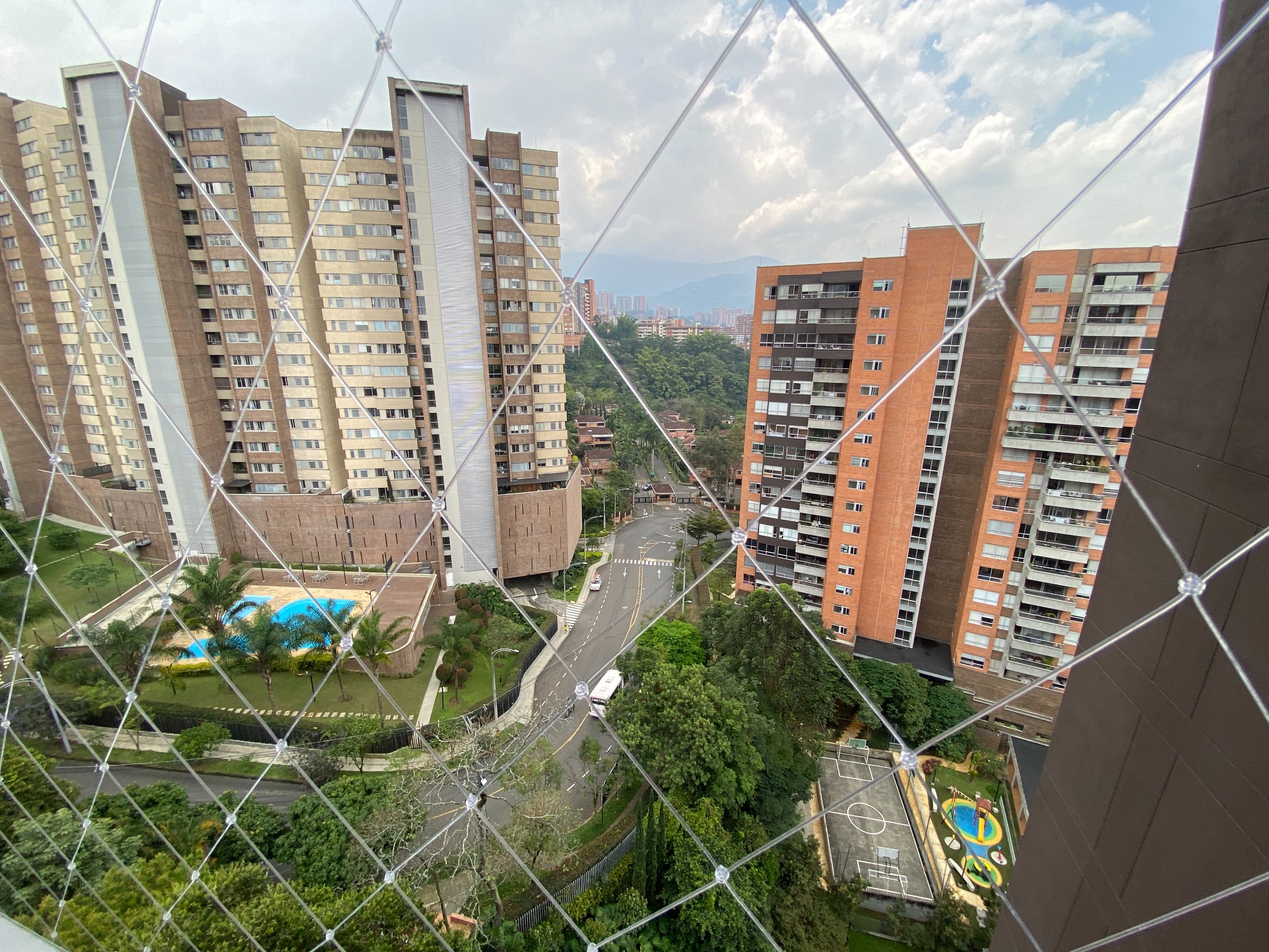 Apartamento en venta en Loma Benedictinos, Envigado · foto 23 de 24