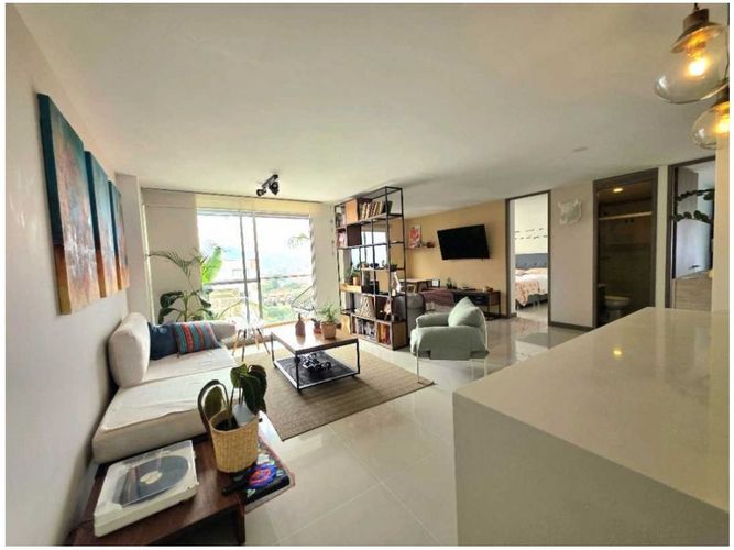 Apartamento de 2 alcobas en venta en La Abadia, Envigado, 82 m² · foto 2 de 19