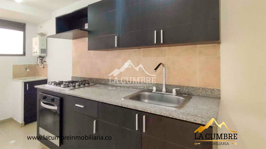 Apartamento de 2 alcobas en arriendo en Los Balsos, Medellín, 70 m² · foto 3 de 11