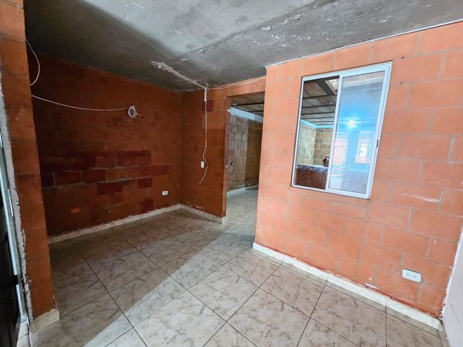 Casa de 3 alcobas en venta en Villagorgona, Candelaria, 70 m² · foto 6 de 19