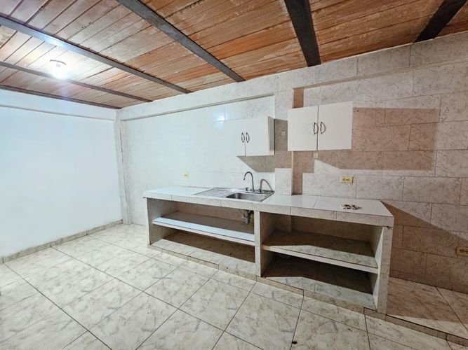 Casa de 3 alcobas en venta en Villagorgona, Candelaria, 70 m² · foto 8 de 19