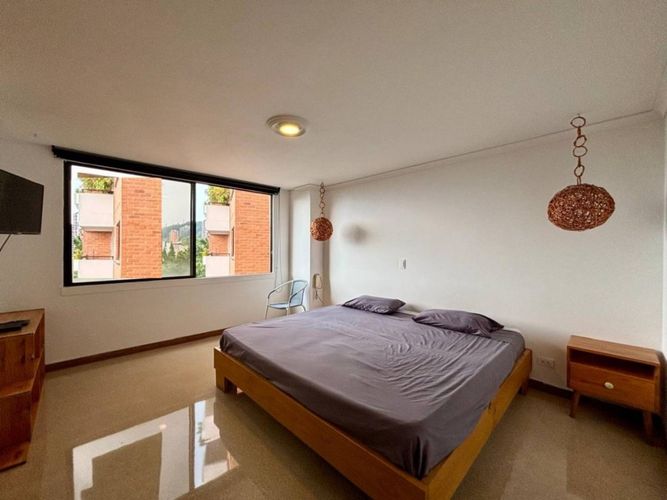 Apartamento de 3 alcobas en arriendo en Las Lomas, Medellín, 136 m² · foto 10 de 19