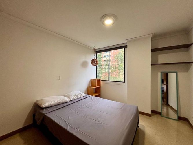 Apartamento de 3 alcobas en arriendo en Las Lomas, Medellín, 136 m² · foto 14 de 19