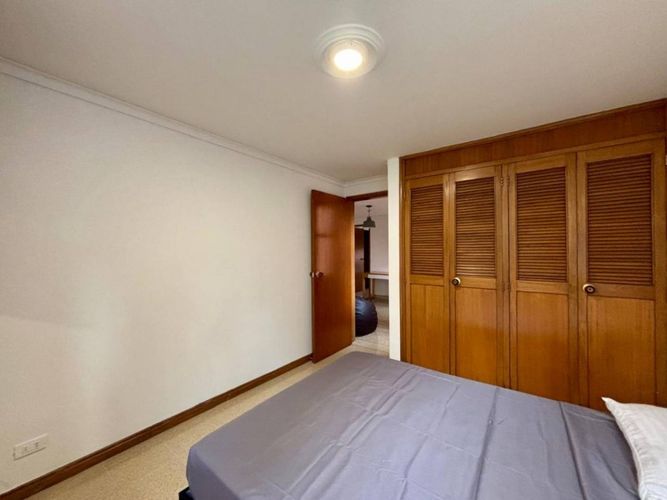 Apartamento de 3 alcobas en arriendo en Las Lomas, Medellín, 136 m² · foto 15 de 19