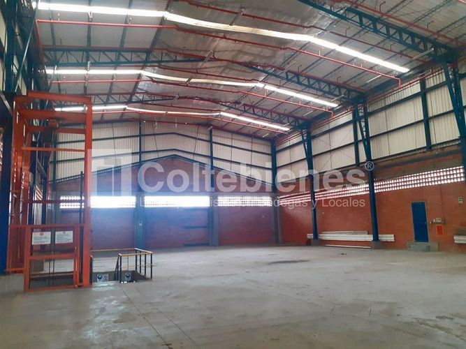 Bodega en arriendo en Sierra Morena, La Estrella · foto 2 de 24