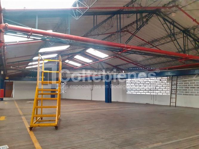 Bodega en arriendo en Sierra Morena, La Estrella · foto 6 de 24