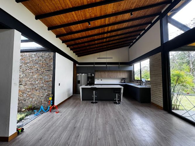Casa de 3 alcobas en venta en Pantanillo, El Retiro, 220 m² · foto 7 de 23