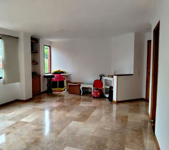 Apartamento de 3 alcobas en venta en El Poblado, Medellín, 123 m² · foto 8 de 19