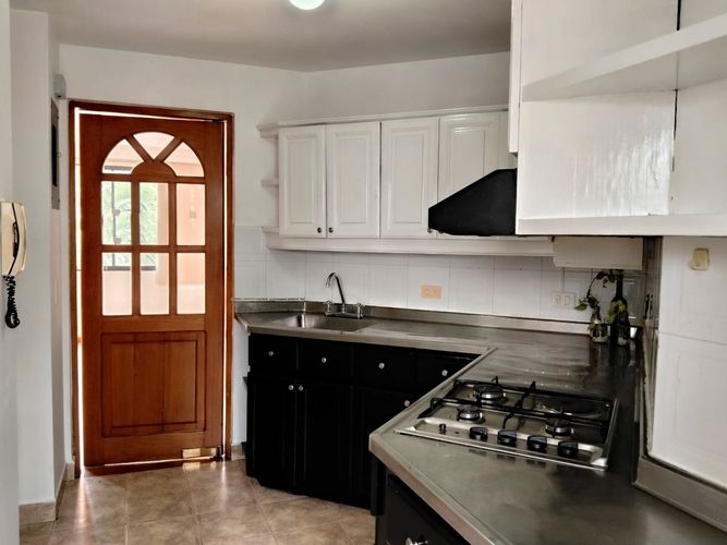 Apartamento de 3 alcobas en venta en El Poblado, Medellín, 123 m² · foto 6 de 19