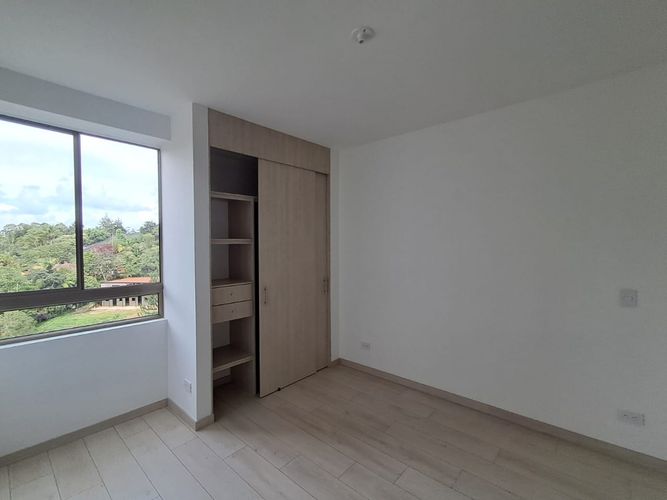 Apartamento de 2 alcobas en arriendo en Rionegro, 66 m² · foto 9 de 11