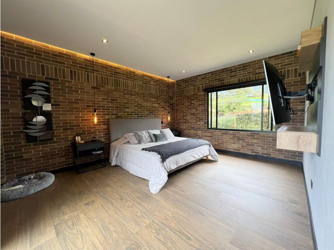 Casa de 4 alcobas en venta en San Miguel, La Ceja, 345 m² · foto 8 de 15