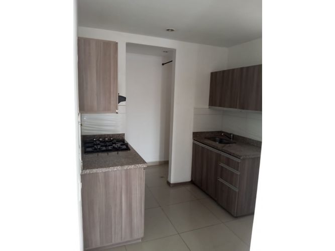 Apartamento de 3 alcobas en venta en Lagos De La Doctora, Sabaneta, 81 m² · foto 5 de 17