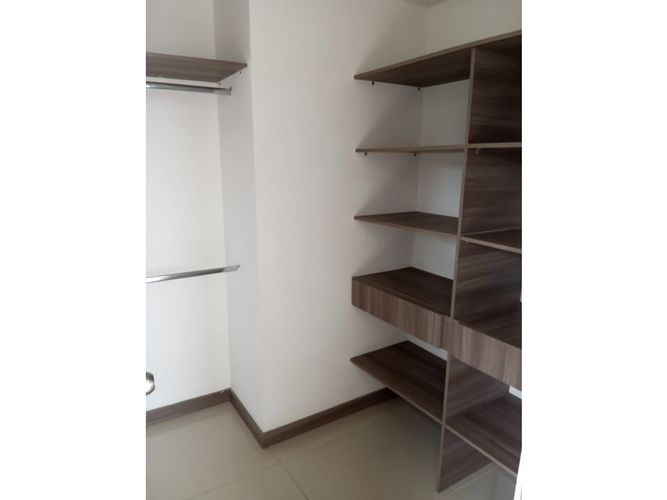 Apartamento de 3 alcobas en venta en Lagos De La Doctora, Sabaneta, 81 m² · foto 9 de 17