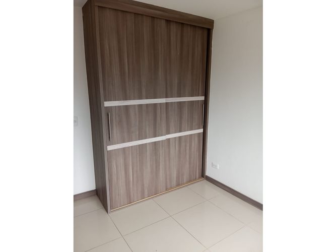 Apartamento de 3 alcobas en venta en Lagos De La Doctora, Sabaneta, 81 m² · foto 11 de 17