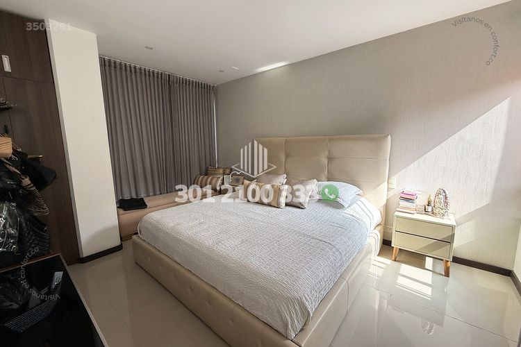 Apartamento de 3 alcobas en venta en Las Lomas No.2, Medellín, 155 m² · foto 22 de 24