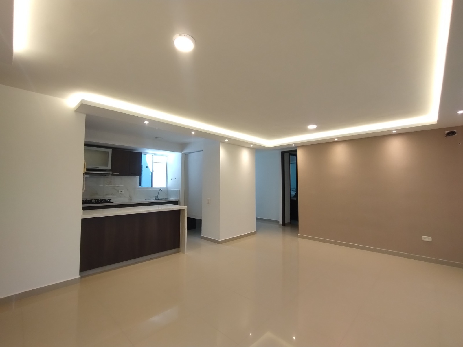 Apartamento en arriendo en El Castillo, Barranquilla · foto 2 de 18