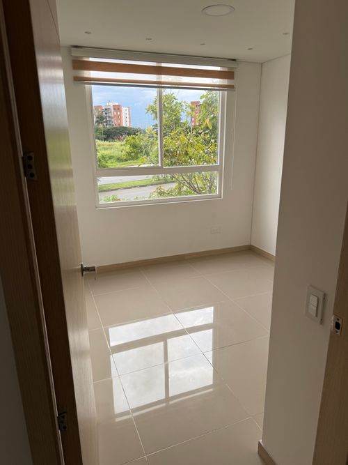 Apartamento de 2 alcobas en venta en Valle Del Lili, Cali, 72 m² · foto 3 de 11