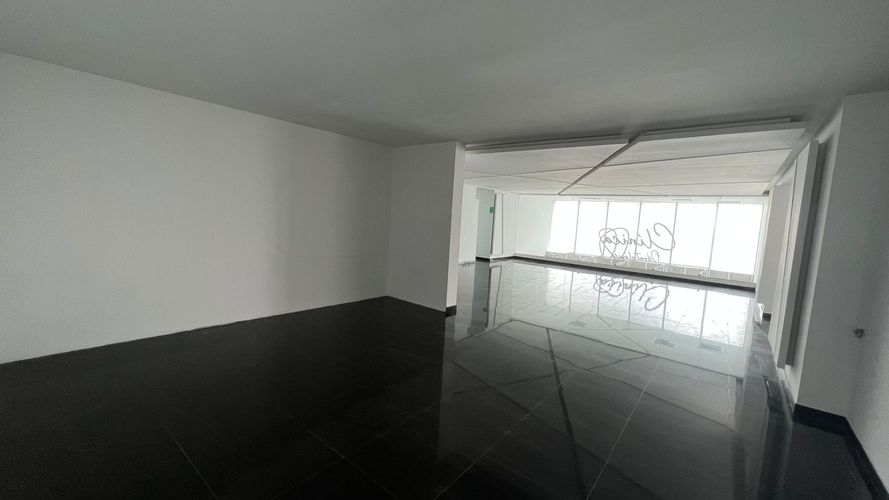 Local en venta en Los Alpes, Pereira, 349 m² · foto 5 de 10