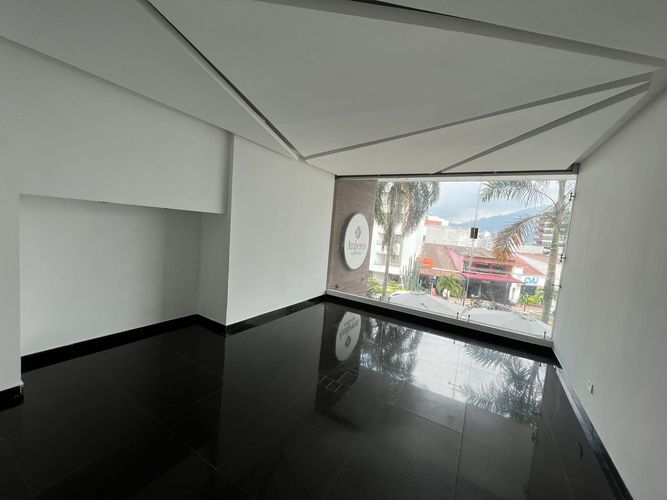 Local en venta en Los Alpes, Pereira, 349 m² · foto 7 de 10