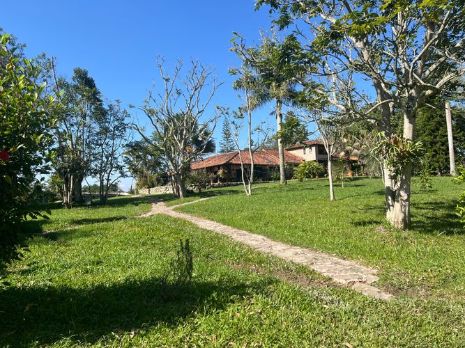 Casa de 4 alcobas en venta en Mesa De Los Santos, Piedecuesta, 450 m² · foto 2 de 20