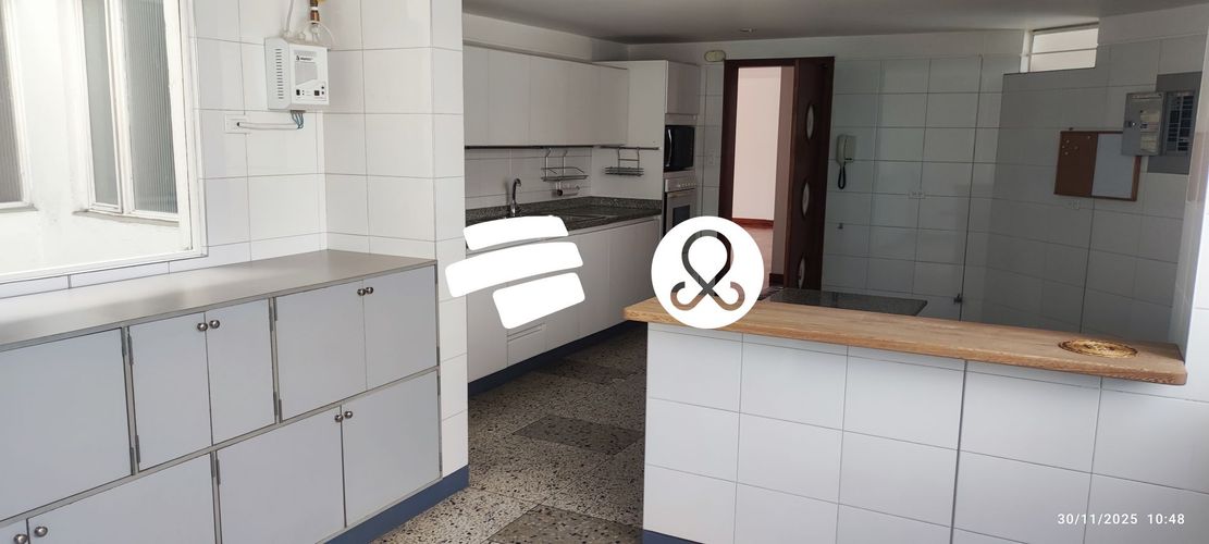 Apartamento de 3 alcobas en venta en Chico Norte, Bogotá, 186 m² · foto 10 de 24