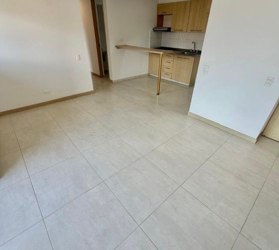 Apartamento de 3 alcobas en venta en Bucaros, Bello, 67 m² · foto 2 de 11