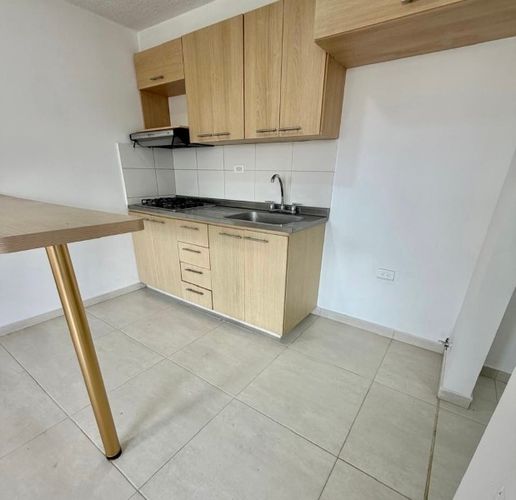 Apartamento de 3 alcobas en venta en Bucaros, Bello, 67 m² · foto 4 de 11