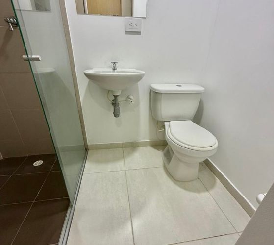 Apartamento de 3 alcobas en venta en Bucaros, Bello, 67 m² · foto 8 de 11