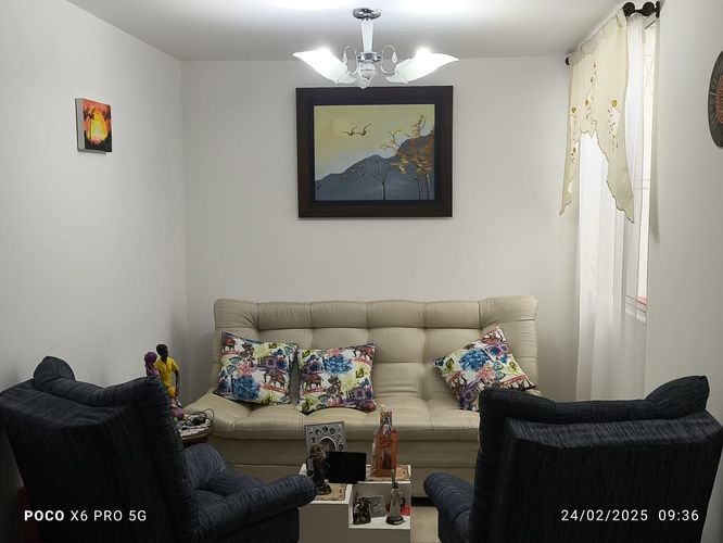 Casa de 2 alcobas en venta en Portales De Birmania, Pereira, 68 m² · foto 2 de 10