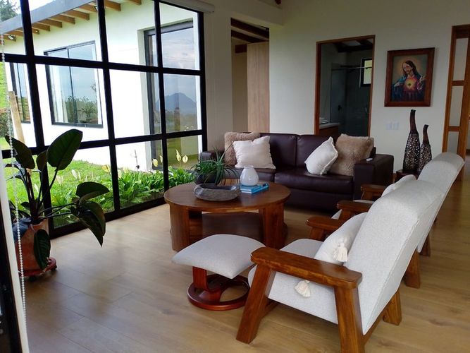 Finca en arriendo en El Tambo, La Ceja, 200 m² · foto 4 de 23