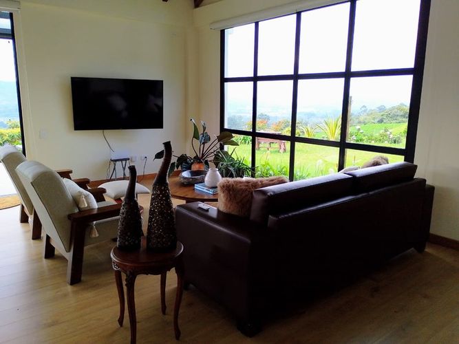 Finca en arriendo en El Tambo, La Ceja, 200 m² · foto 7 de 23