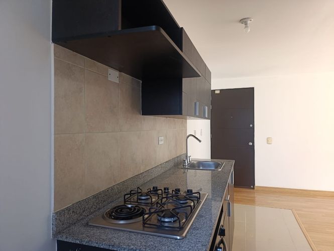 Apartamento de 2 alcobas en arriendo en El Poblado, Medellín, 70 m² · foto 5 de 18