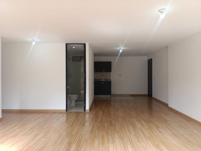 Apartamento de 2 alcobas en arriendo en El Poblado, Medellín, 70 m² · foto 8 de 18