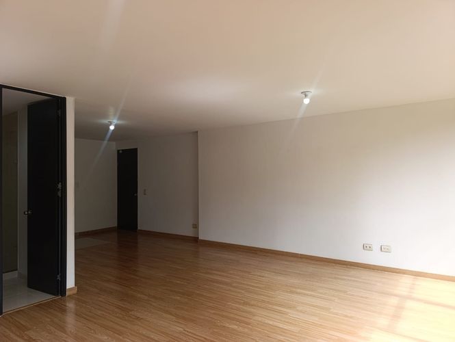 Apartamento de 2 alcobas en arriendo en El Poblado, Medellín, 70 m² · foto 11 de 18