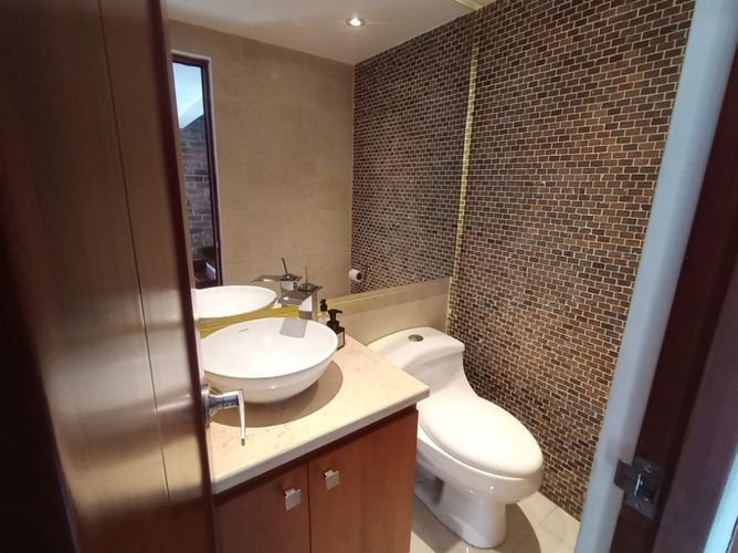 Casa de 6 alcobas en venta en Altos De Chozica, Bogotá, 200 m² · foto 15 de 21